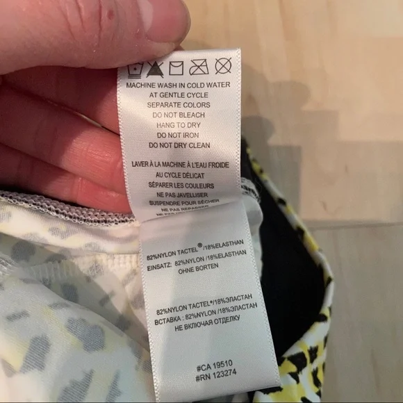 Lolë  capris‎ - Picture 6 of 7